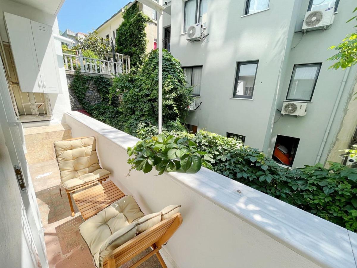 Apartment With Balcony Close To Taksim In Cihangir Istambul Exterior foto